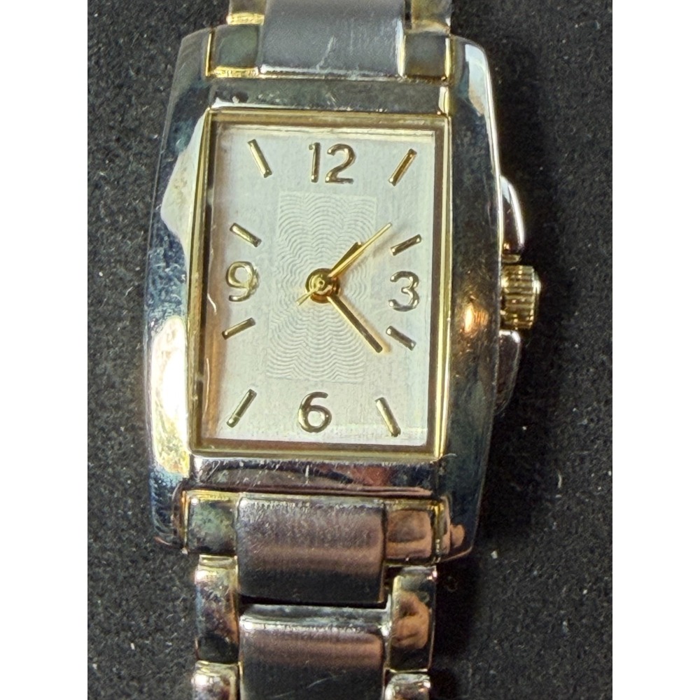 Women’s Two-Tone Rectangular Quartz Watch 82589TC B99-06 Stainless Guilloche